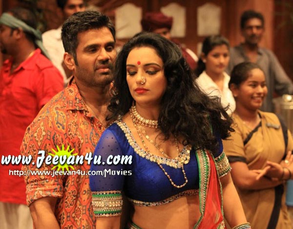 Sunil Shetty swetha menon hot stills